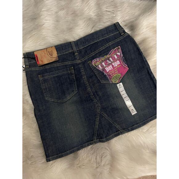 NWT Disney Jean Skirt - Picture 2 of 3